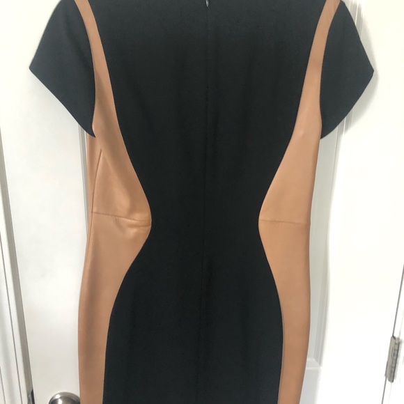 Diane Von Furstenberg Dresses & Skirts - Diane von Furstenburg Leather/Blk Short dress♥️